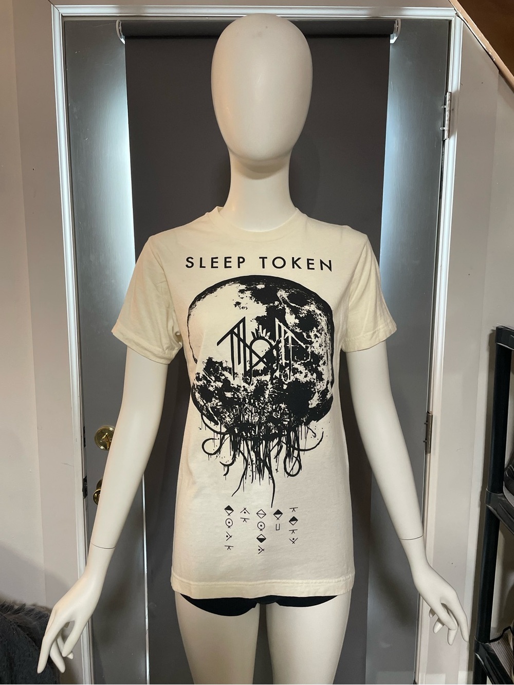 Rare Hot Topic Sleep Token Take Me Back To Eden Album Shirt Size Small Moon